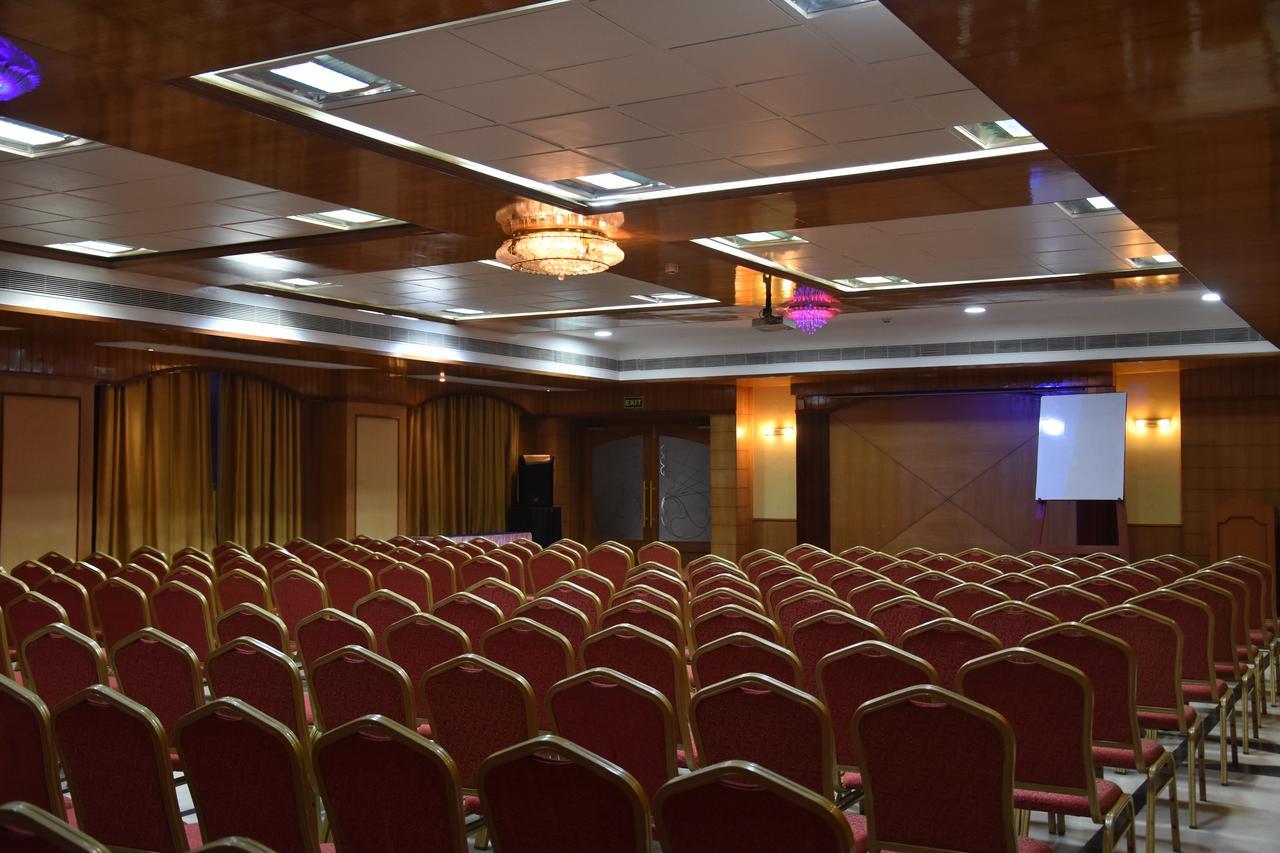 Ulo Chennai Deluxe Otel Dış mekan fotoğraf