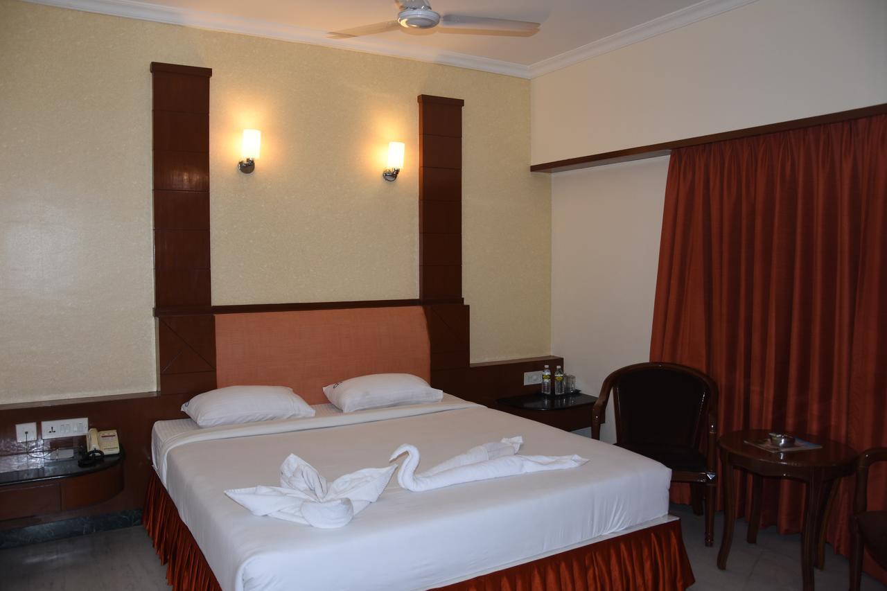 Ulo Chennai Deluxe Otel Dış mekan fotoğraf
